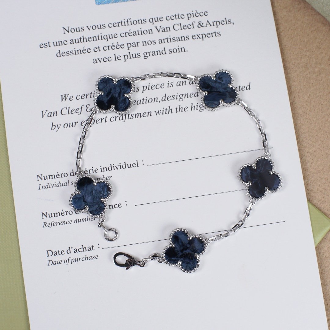 mmexport1747113900409